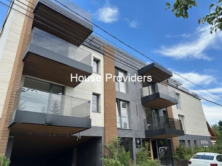 Apartament cu 3 camere, mobilat în Băneasa