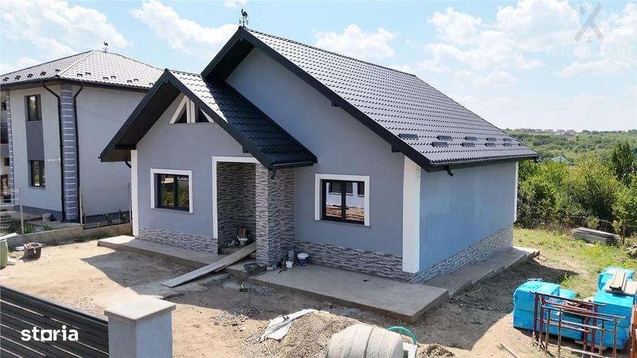 Casă cu 3 camere în Bârnova