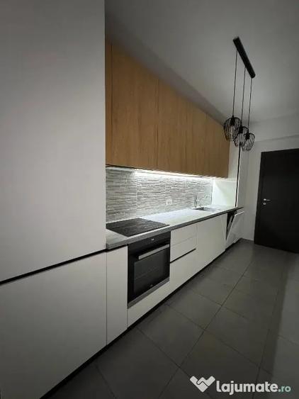 Apartament cu 2 camere decomandat în Lacul Morii