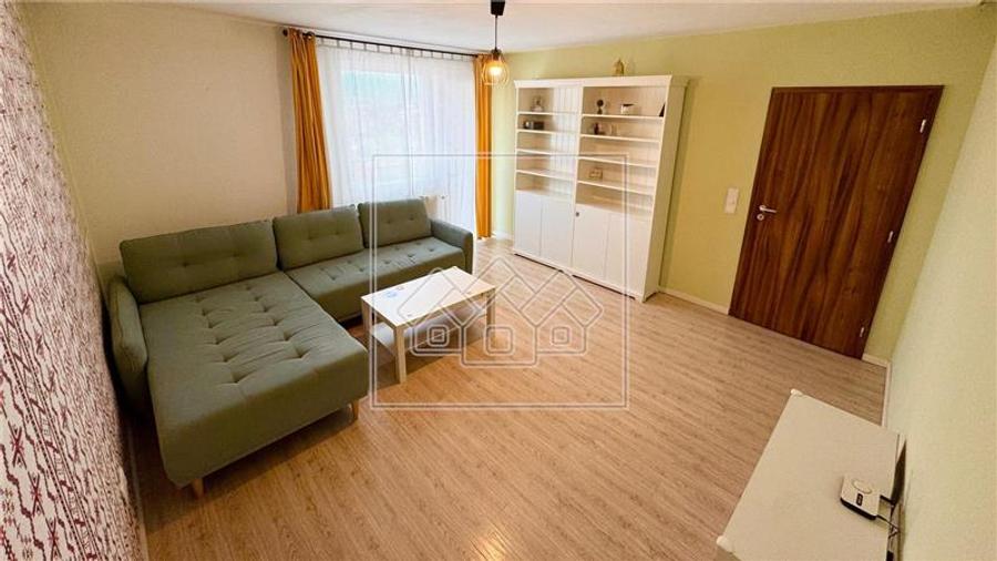 Apartament cu 2 camere decomandat în Turnișor