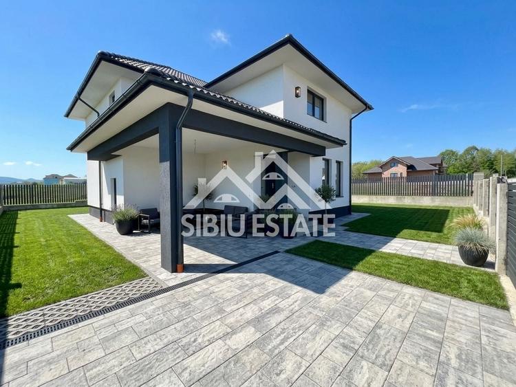 Casa individuala generoasa 5 camere, carport si pivnita curte 500 mp - 19
