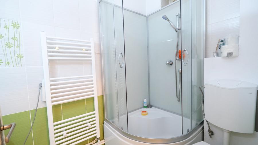 Apartament cu 3 camere, mobilat în Dorobanți