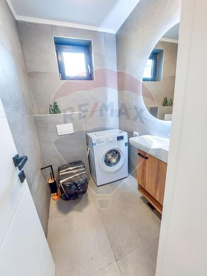 Apartament cu 3 camere, mobilat în Tunari