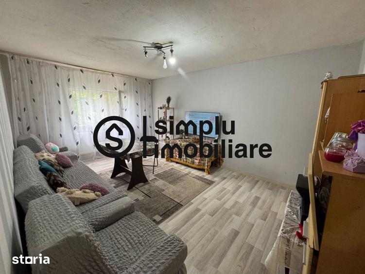 Apartament cu 2 camere decomandat în 1 Mai