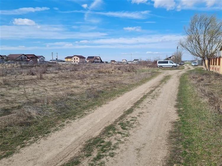 Teren Construcții intravilan de 607 mp, în Clinceni