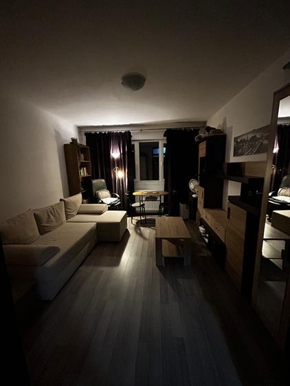 Apartament cu 3 camere în Păcurari