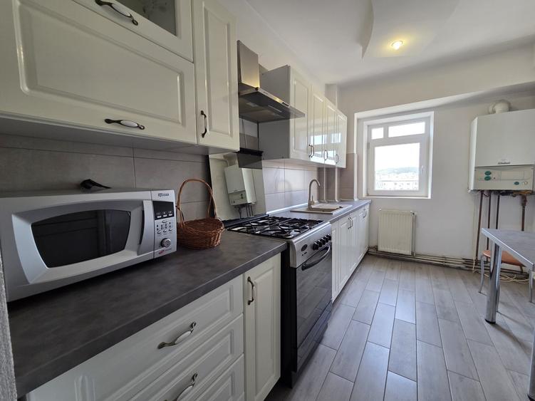 Apartament cu 2 camere decomandat, mobilat în Gară