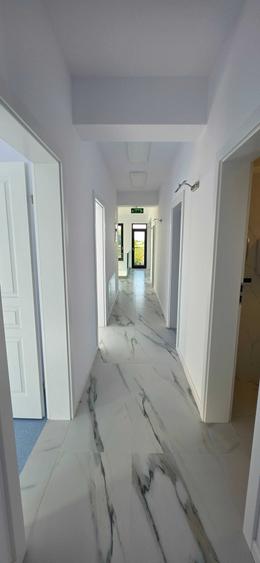 Spațiu comercial, de 260 mp, în Valea Adâncă
