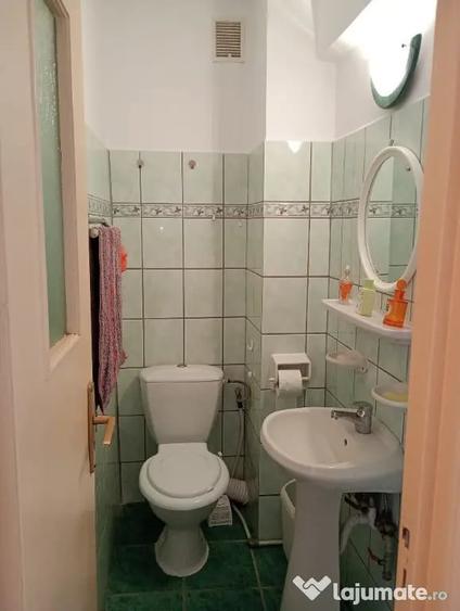 Apartament cu 4 camere decomandat în Ultracentral