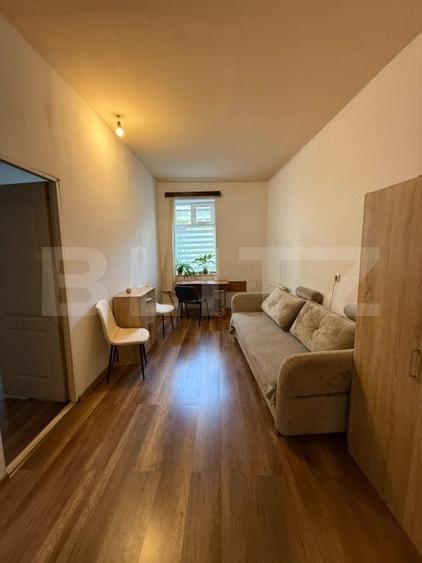 Apartament cu 2 camere semidecomandat, mobilat în Central — fotografia 3