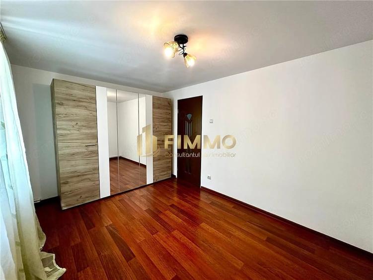Apartament cu 3 camere decomandat în Poieni-Suceava