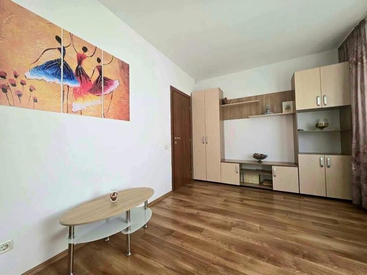 Apartament cu 2 camere decomandat, mobilat în Central