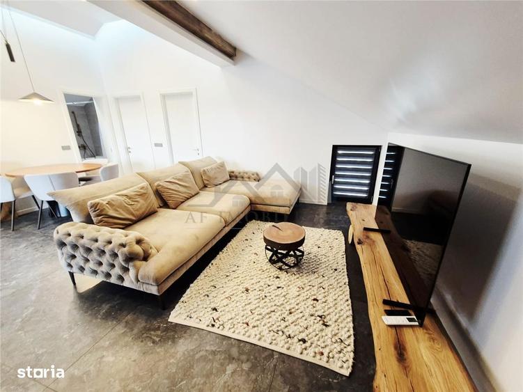 Apartament cu 3 camere semidecomandat în Frumoasa