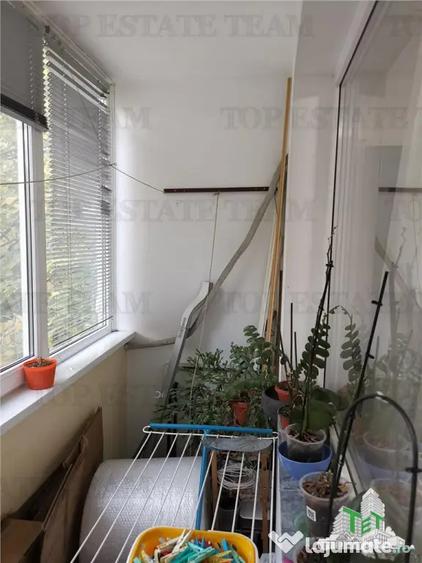Apartament cu 3 camere decomandat, mobilat în Alexandru Obregia