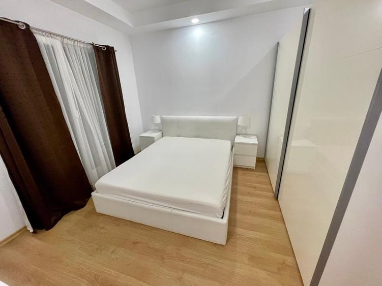 Apartament cu 3 camere semidecomandat, mobilat în Ștefăneștii de Jos