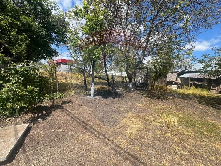 Casă individuală cu 4 camere cu Teren 1324 Mp în Fulga de Jos
