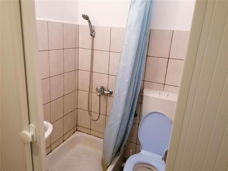 Garsonieră semidecomandată în Aradului