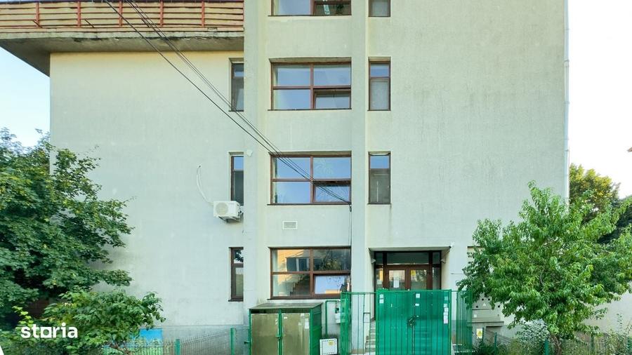 Apartament cu 2 camere în Păcii