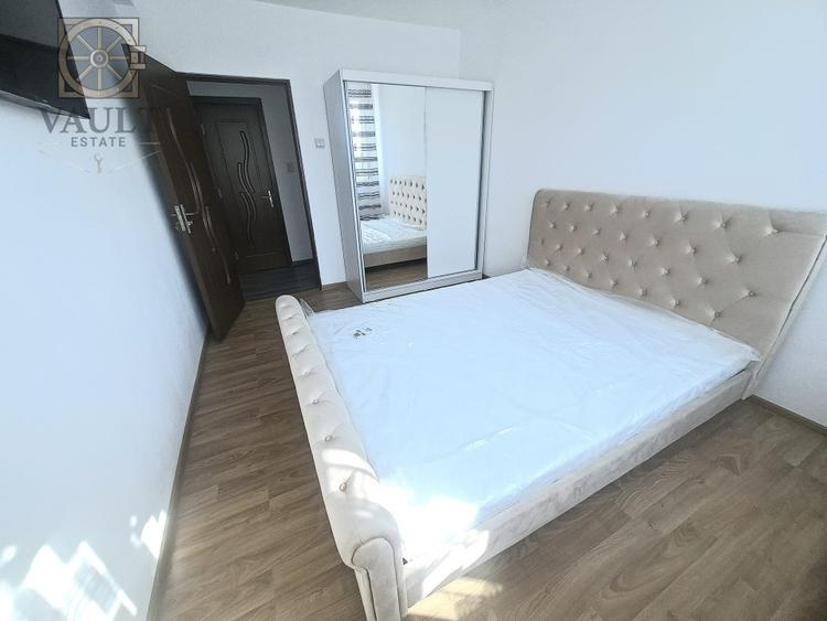 Apartament cu 2 camere semidecomandat, mobilat în Alexandru Obregia