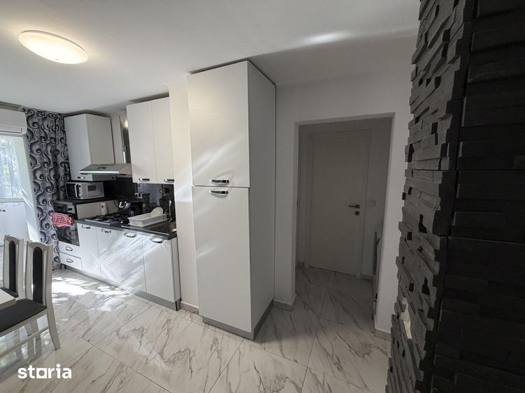 Apartament cu 2 camere decomandat în Rogerius