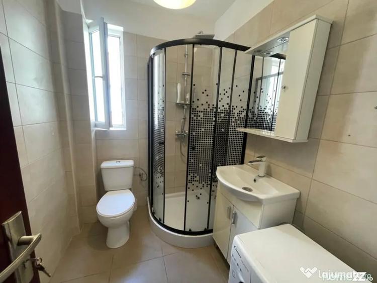 Apartament cu 2 camere semidecomandat în 1 Mai