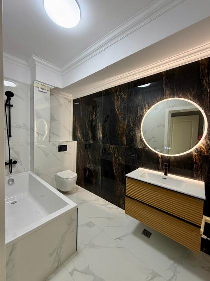Apartament cu 3 camere decomandat în Aviației