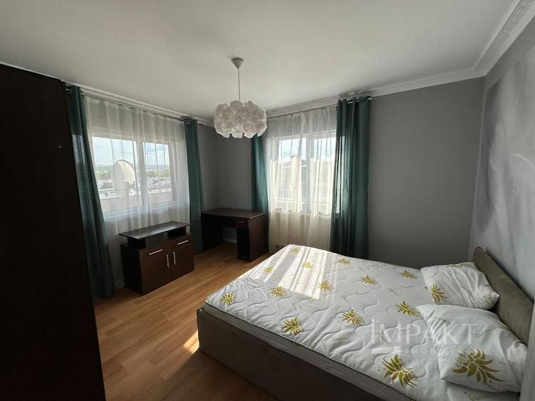 Apartament cu 4 camere semidecomandat în Semicentral