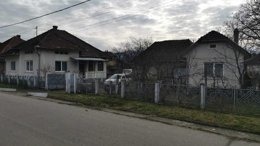 Casă cu 3 camere în Central