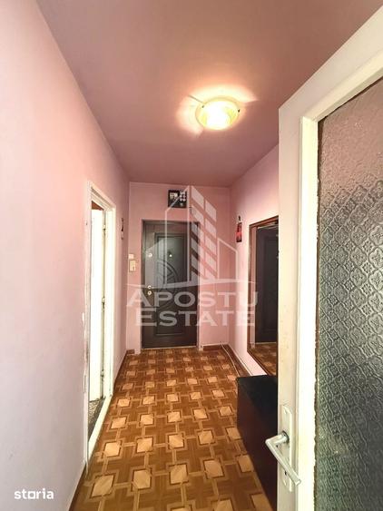 Apartament de vanzare cu 3 camere, 2 bai, 2 balcoane, zona Soarelui - 3