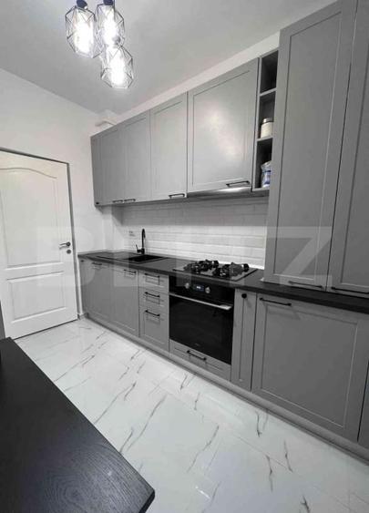 Apartament cu 3 camere decomandat, mobilat în Lunca Cetățuii