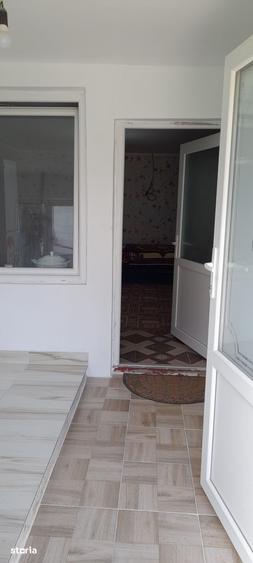 Proprietar vand casa in Jelna . - 5