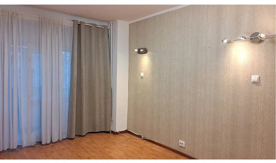 Apartament cu 3 camere decomandat în Decebal