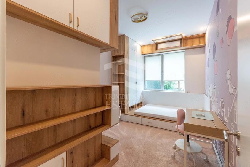 Apartament cu 3 camere decomandat în Domenii