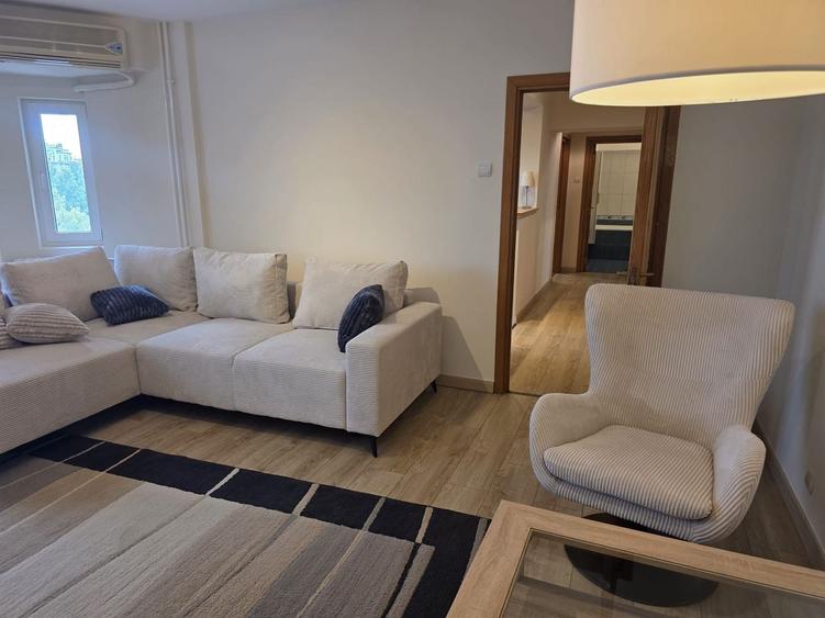 Apartament cu 2 camere decomandat în Octavian Goga