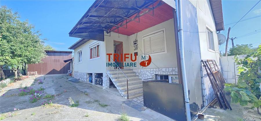 Casă individuală cu 3 camere cu Canalizare în Berghin