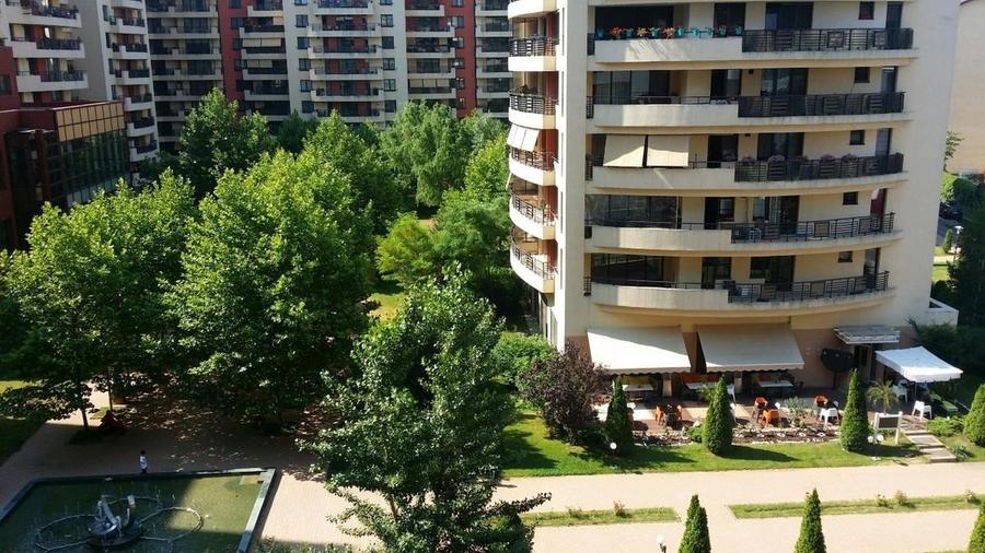 Apartament cu 4 camere decomandat, mobilat în Ștefan cel Mare