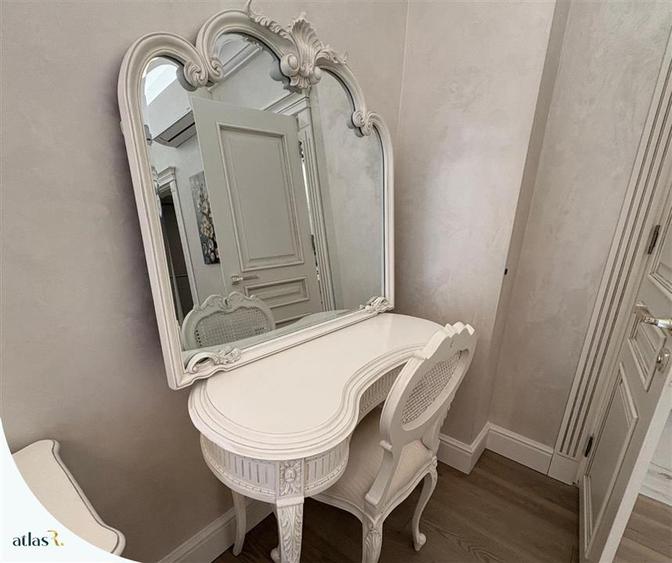 Apartament cu 3 camere decomandat, mobilat în Centru Civic