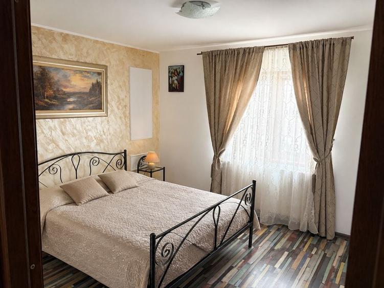 Casă cu 4 camere în Central