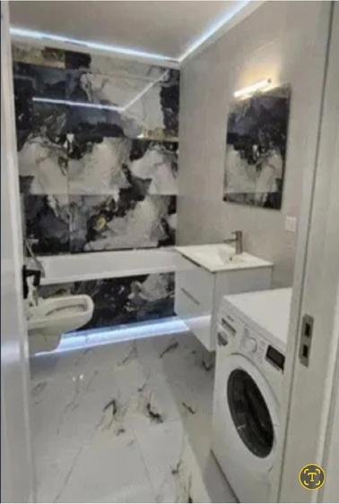 Apartament cu 2 camere semidecomandat în Florești