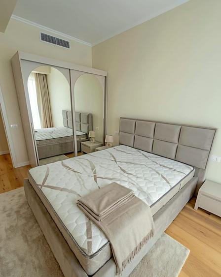 Apartament cu 2 camere decomandat, mobilat în Universitate