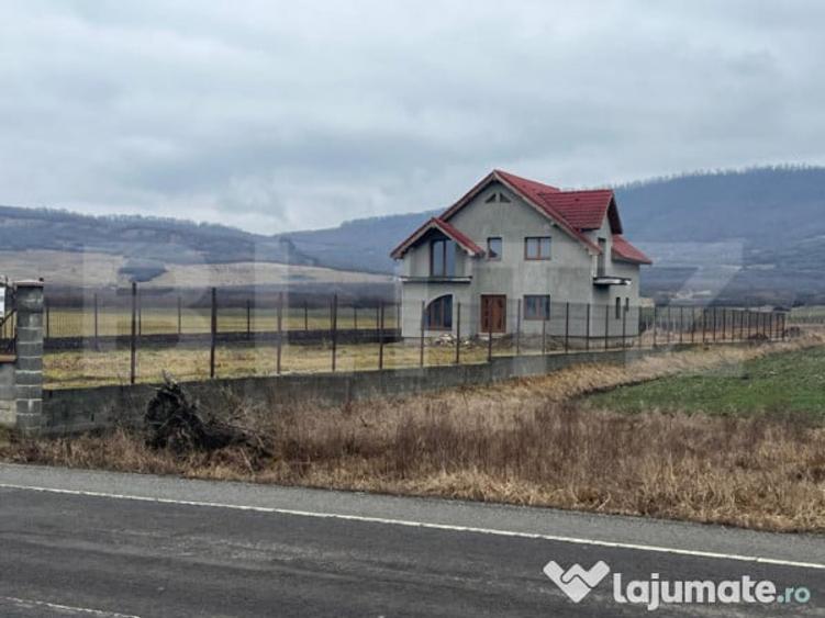 Casa Individuala, 230 mp, 2900 mp teren, 15 km de Bistrita 2 - 3
