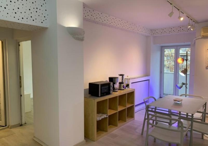 Apartament cu 3 camere decomandat în Unirii