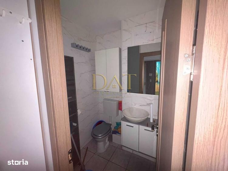 Apartament cu 3 camere decomandat în Între Lacuri