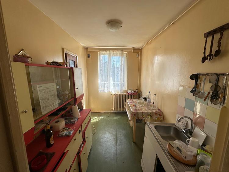 3 camere decomandat, lângă Parcul și Metroul Drumul Taberei - 3