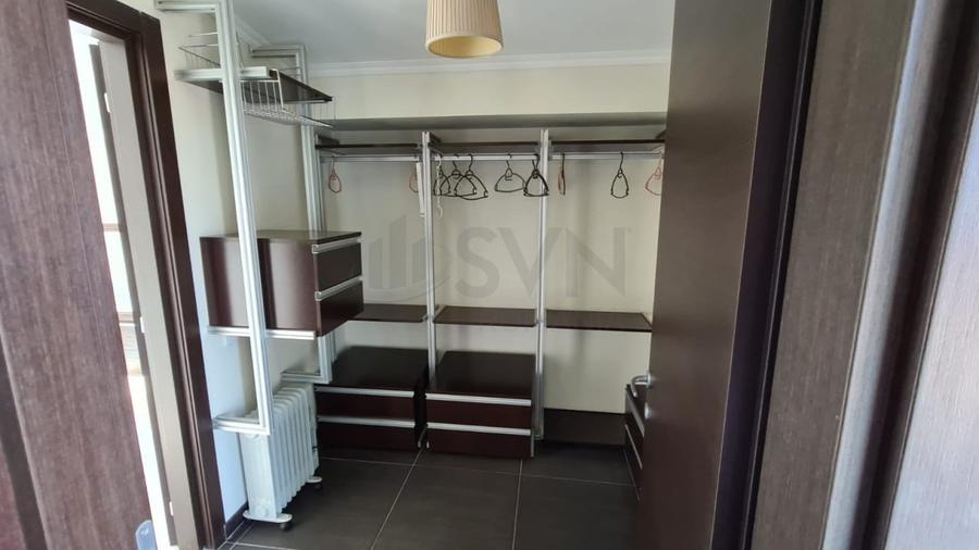 Apartament cu 4 camere semidecomandat, mobilat în Pipera