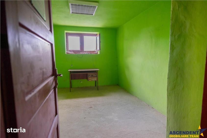 Casă cu 4 camere în Sânzieni