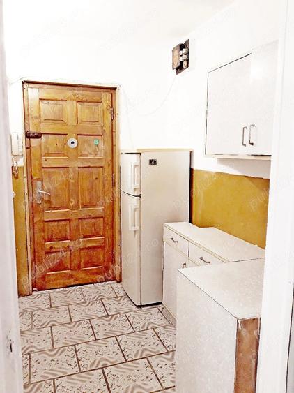 Garsonieră semidecomandată în Plăvăț II