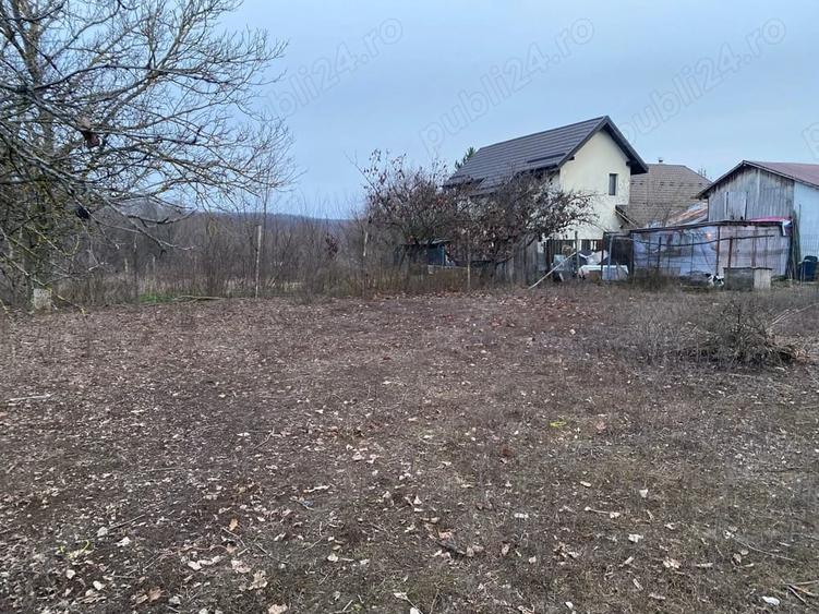Teren de 1860 mp, în Nisipoasa