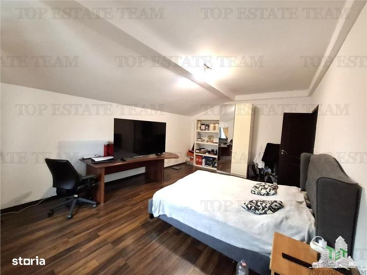 Casă cu 4 camere în Ostratu