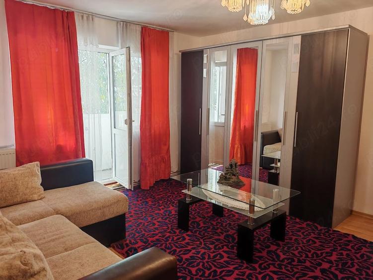 Apartament cu 2 camere semidecomandat în Decebal